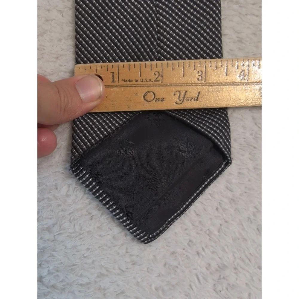 Vintage EUC Brooks Brothers Silk Striped blac Men's USA Blue Label Men's Necktie
